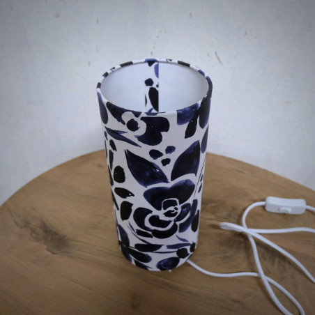 Lampe de chevet, imprimé fleurs bleues style aquarelle