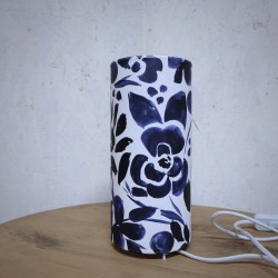Lampe de chevet, imprimé fleurs bleues style aquarelle