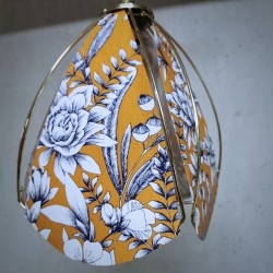 Suspension 4 panneaux, tissu imprimé fleuri orange, bleu électrique et blanc