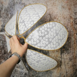 Suspension fleur 6 pétales dentelle marguerites et globe vintage