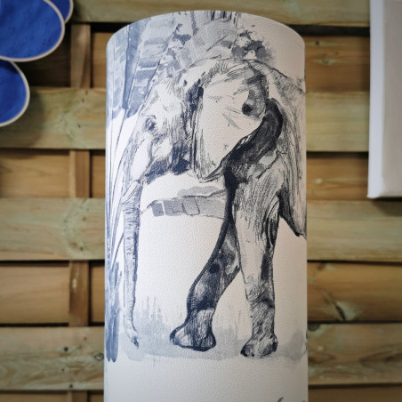 Lampe d’ambiance cylindrique – Imprimé paysage d’éléphants