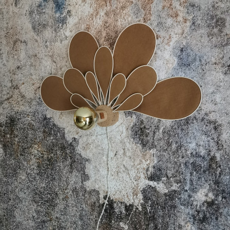 Applique murale fleur 11 pétales en rotin et lin
