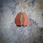 Suspension, baladeuse, structure vintage, tissu géométrique rouge