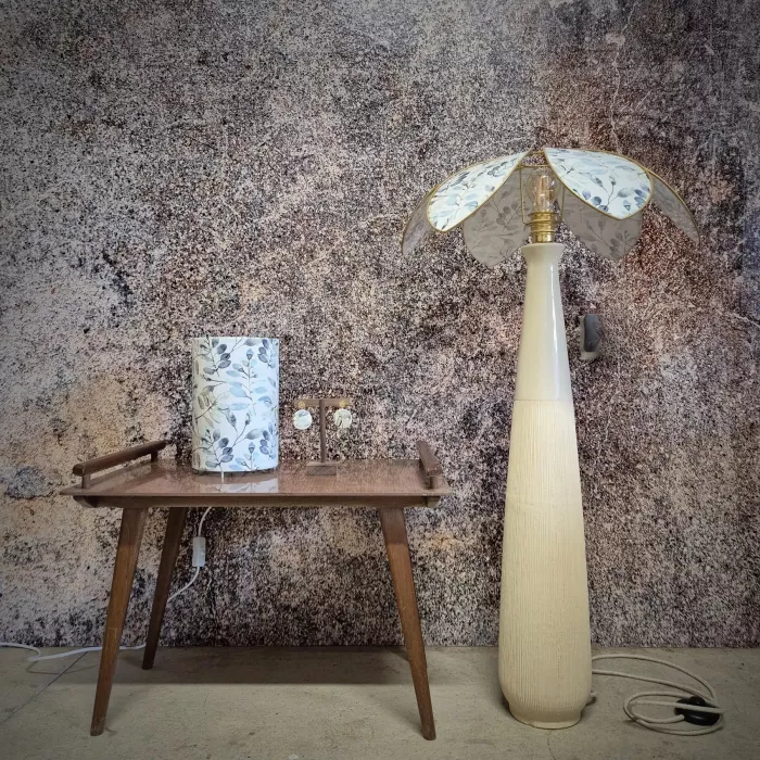 Lampe d'ambiance, pied chiné et abat-jour Lotus 6 pétales tissu fleuri