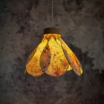 Suspension, baladeuse fleur Nymphéa, 8 pétales en rotin et tissu fleuri
