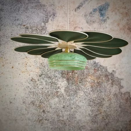 Suspension fleur, modèle Pâquerette, 12 pétales en rotin et lin vert sapin et globe vintage en verre de Clichy verre