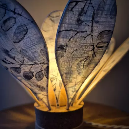 Lampe à poser Nénuphar, rotin et tissu collection Eclat de Sauge