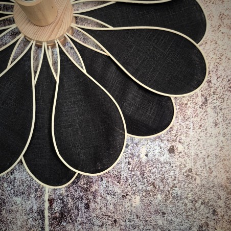 Applique murale fleur, modèle Tournesol, 16 pétales en rotin et lin noir