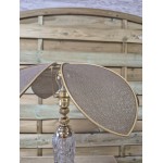 Lampe à poser fleur Lotus dorée avec pied en verre ancien et abat-jour floral de 50 cm