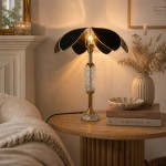 Lampe à poser fleur Lotus avec abat-jour en lin noir et pied en verre ancien.